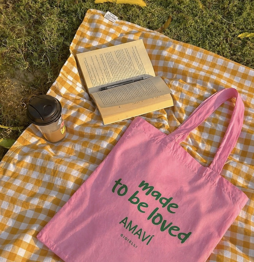 Tote Bag "Made to be Loved"