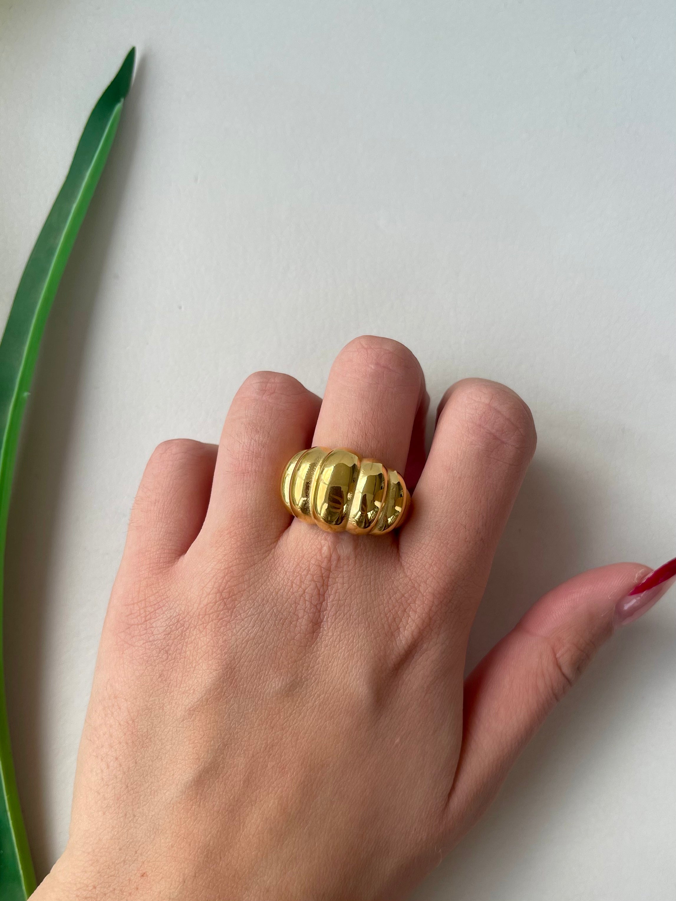 Anello bombato torchon