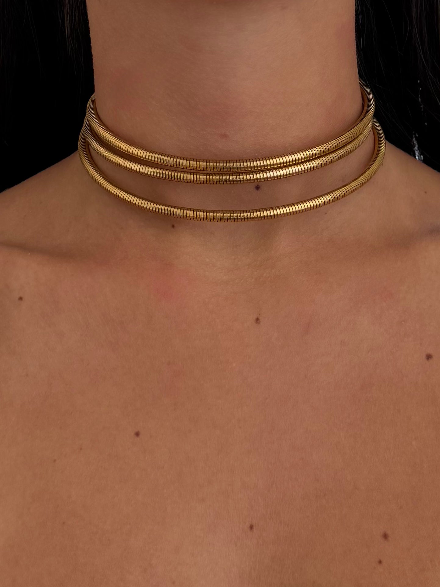 Choker tris